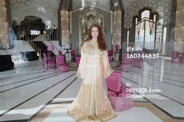 294812_549933721712238_719721903_n