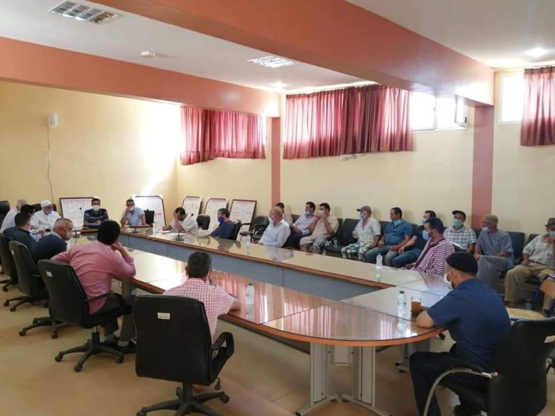 الدريوش.. المكتب الاقليمي للنقابة الوطنية للفلاحين يستمع لآراء ومقترحات الفلاحين.