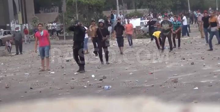 فيديوهات خطيرة: ما لن تشاهده على التلفزيون حول مقتل 200 من مناصري مرسي في مصر