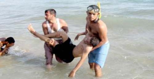 بينهم مهاجرتان: ثلاث فتيات و شابان حصيلة الموتى الغرقى في شواطئ بويفار بالناظور في ظرف أسبوع