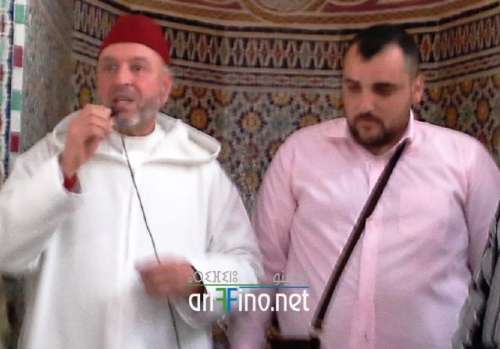 شاهد: اسباني يعتنق الإسلام بمسجد الحسن الثاني بمدينة أزغنغان