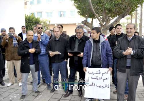 روبورتاج: رجال تعليم يحتجون على باشا الناظور بسبب مؤسسة الاعمال الاجتماعية