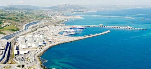 +فيديو: ميناء الناظور غرب المتوسط سيخلق أكثر من 100 الف منصب شغل و استثمارا ب7 ملايير دولار و مافيا الناظور تهدده بهذه الطريقة!!