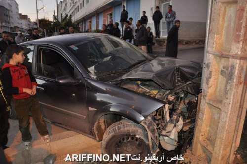 روبورتاج: سيارة رئيس المجلس العلمي تتعرض لحادث سير بمدينة ابن الطيب