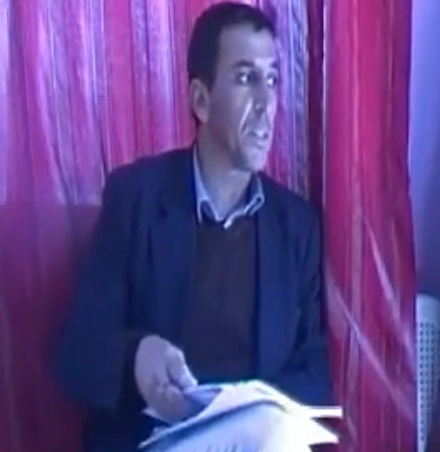 +فيديو : هكذا رد الناشط عاشور العمراوي بعد الاعتداء عليه في دورة فبراير بالمجلس الجماعي لبني شيكر
