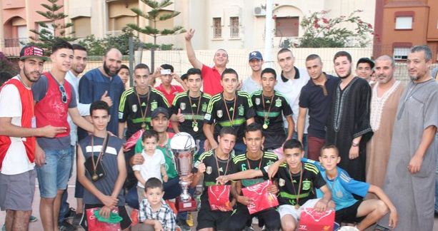 +صور ..فوز فريق “باصو” في نهائي دوري الشهيد محمد أمزيان 2016 فئة الشبان