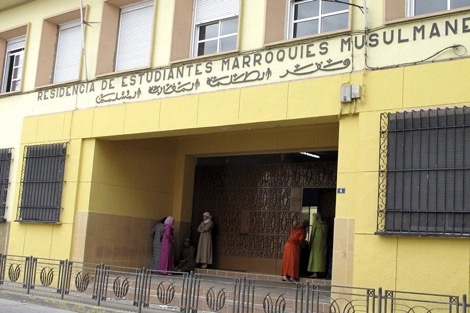مقر الطلبة المغاربة المسلمين بمليلية مستاء جراء تغيب أستاذي القسم الأول والقسم السادس دون تعويضهما