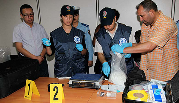 الشرطة الإسبانية والمغربية تُصادر 2.6 طناً من الكوكايين