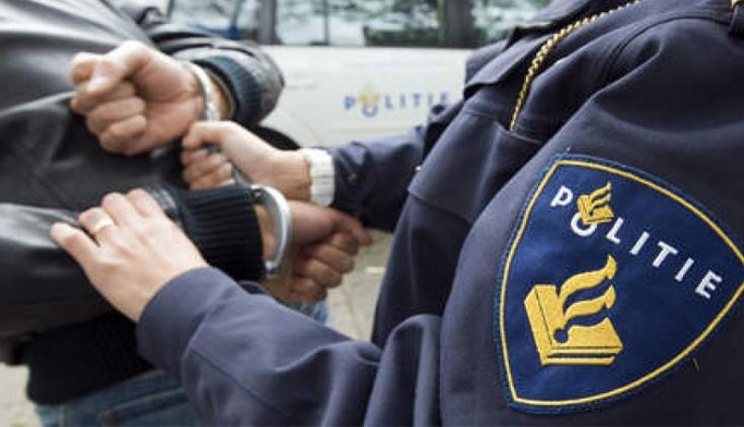 توقيف شرطي مغربي بهولندا مكلف بحماية العائلة الملكية سرّب معلومات لعصابة