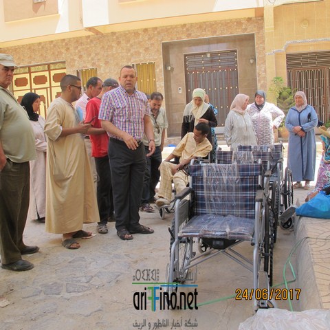 +فيديو و صور ..:جمعية الرحمة للتنمية الاجتماعية تنظم حملة توزيع الكراسي المتحركة للدفعة الثانية