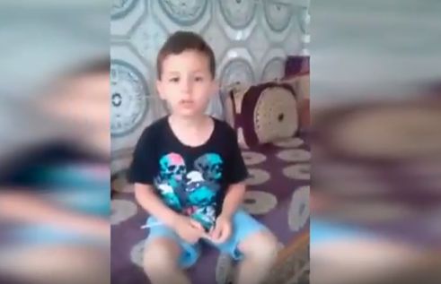 +فيديو: رسالة جد مؤثرة من ابن أحد معتقلي حراك الريف للمسؤولين