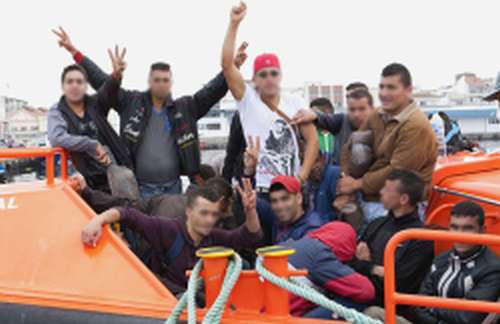 انقاذ 20 مهاجرا ابحروا من سواحل اقليم الناظور