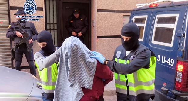 اعتقال مغربي باسبانيا مبحوث عنه بالمغرب بعد حجز 541 كلغ من الكوكايين‎