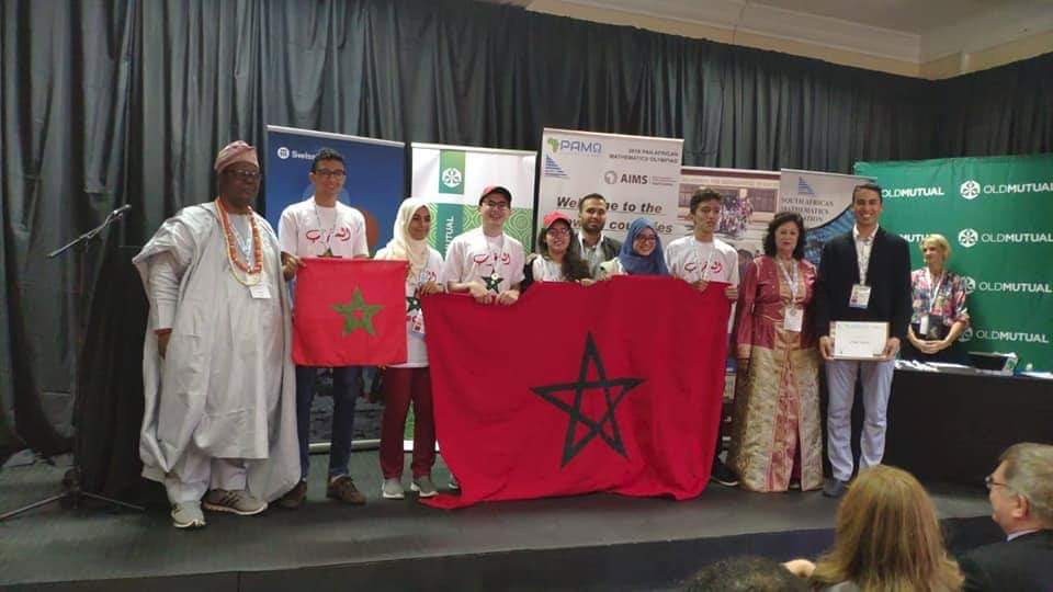 تلاميذ مغاربة يتوسطهم ناظوري ينالون ذهبية الألمبياد الإفريقية للرياضيات بجنوب إفريقيا