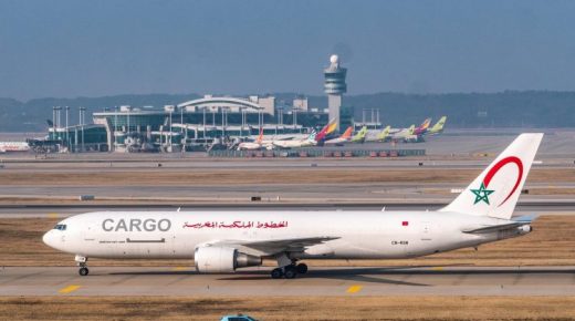 طائرتان محملتان بأجهزة الكشف عن كورونا ومعدات أخرى في طريقها للمغرب قادمة من كوريا الجنوبية ..