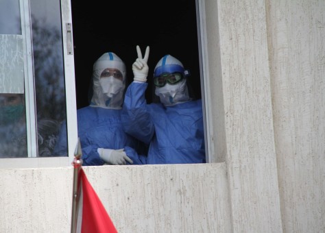 كورونا يحصد أرواح الجيش الأبيض.. وفاة 3 أطباء وممرضتين في أسبوع في الدار البيضاء وآخرون يصارعون الموت