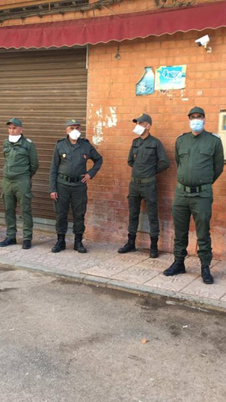 روبورتاج : السلطات المحلية بمدينة بني انصار في حملة تحسيسية توعوية للحد من انتشار فيروس كورونا
