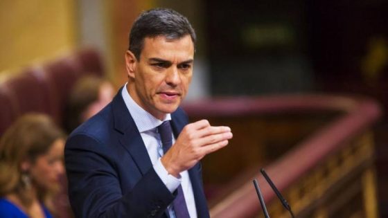 رئيس الحكومة الإسبانية يعلن قرب عودة الحركة الطبيعية بالمعابر بين الناظور ومليلية