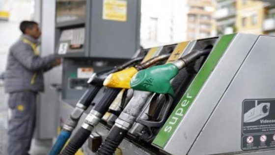 خبير يشرح سبب تَجاوز ثمن الغازوال سعر البنزين لأول مرة في المغرب