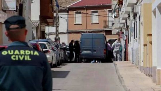 اسبانيا.. مغربي يقتل زوجته أمام ابنائها القاصرين يوم العيد (فيديو)