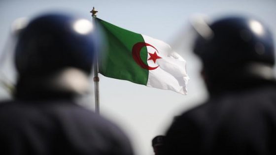 اعتقال 6 شبان من اقليم الناظور في الجزائر لهذا السبب؟