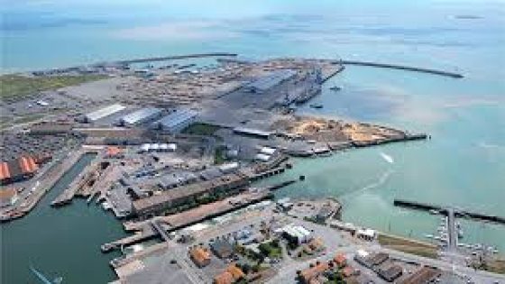 تفاصيل مثيرة: التحقيق مع مسؤولين بميناء الناظور المتوسطي بتهمة التهجير السري