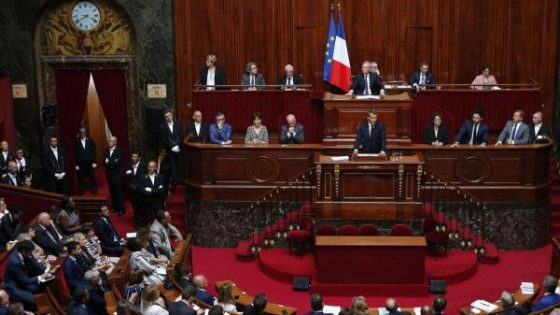 فرنسا: المصادقة على قانون للهجرة مثير للجدل؟؟