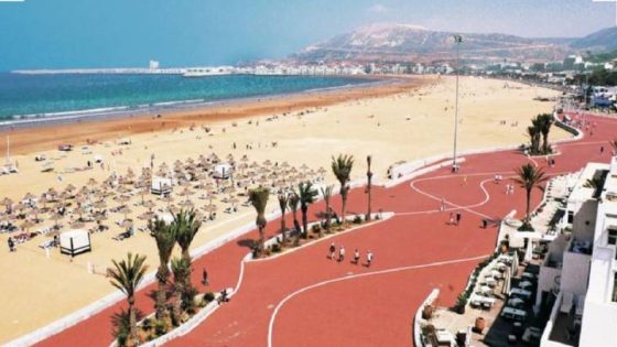 سلطات هذه المدينة المغربية تطارد السياح الاجانب؟