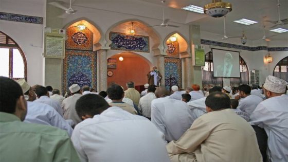 خطب مساجد تهدد بحرب اهلية في المغرب؟