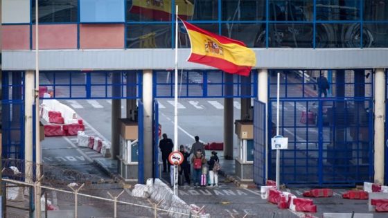 شركات اسبانية تشتكي الخسائر بسبب اغلاق جمارك مليلية و سبتة في وجهها؟